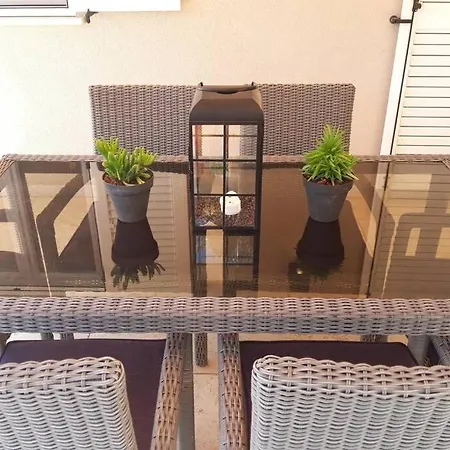 Vakantiehuis For Families Only - Casa Nora Novigrad *