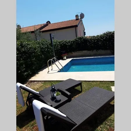 Feriehus For Families Only - Casa Nora Novigrad