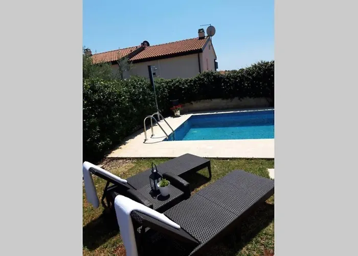 Feriehus For Families Only - Casa Nora Novigrad