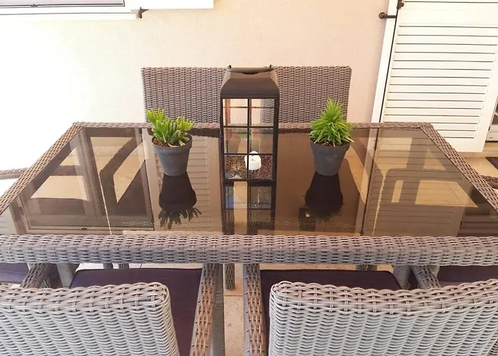 Feriehus For Families Only - Casa Nora Novigrad *